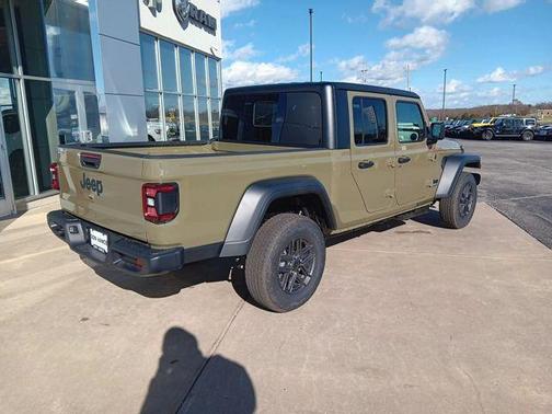 2026 Jeep Gladiator Sport S