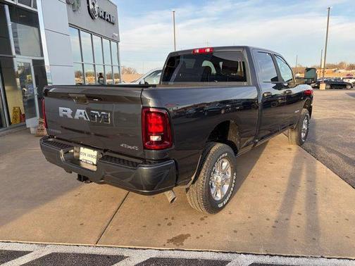 2026 RAM 2500 Big Horn Crew Cab 4x4 6'4' Box