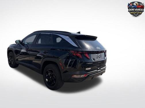 Black Pearl 2024 Hyundai TUCSON SEL