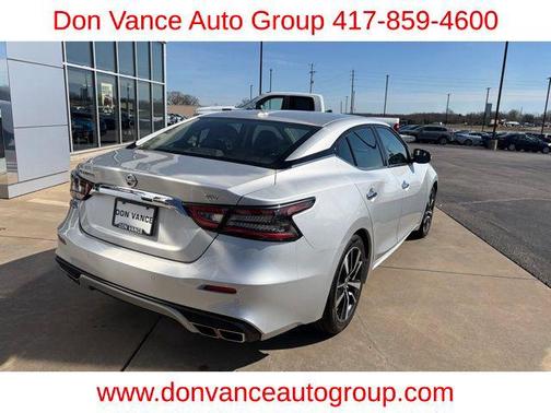 2022 Nissan Maxima SV Xtronic CVT