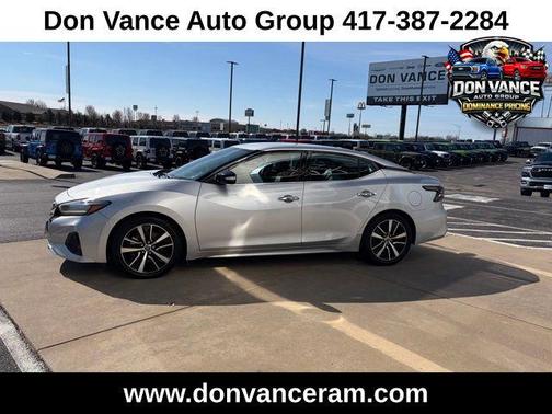 2022 Nissan Maxima SV Xtronic CVT