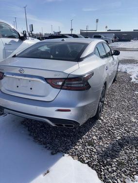 2022 Nissan Maxima SV Xtronic CVT