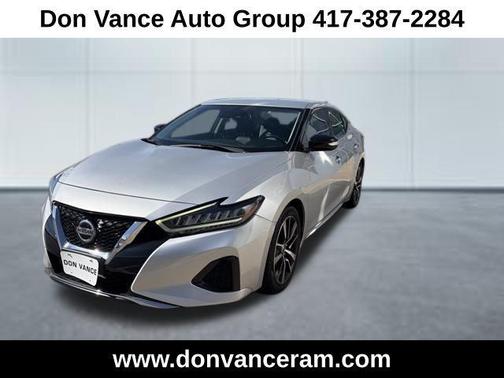 Brilliant Silver Metallic 2022 Nissan Maxima SV Xtronic CVT
