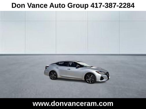 Brilliant Silver Metallic 2022 Nissan Maxima SV Xtronic CVT