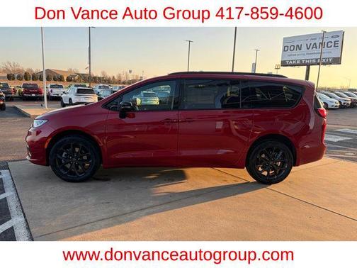 2026 Chrysler Pacifica L