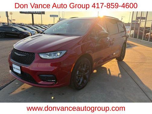 2026 Chrysler Pacifica L