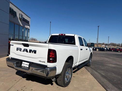 2026 RAM 2500 Tradesman Crew Cab 4x4 6'4' Box