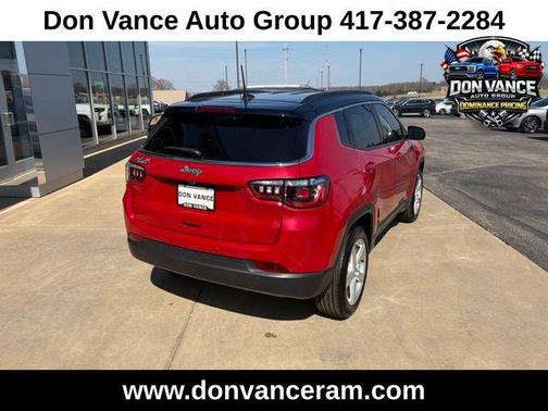 Red Hot Pearlcoat 2024 Jeep Compass Limited
