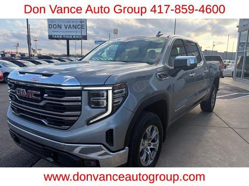 2025 GMC Sierra 1500 SLT