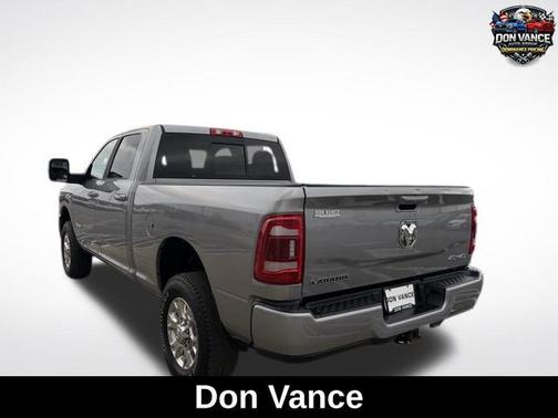 2024 RAM 2500 Laramie Crew Cab 4x4 6'4' Box