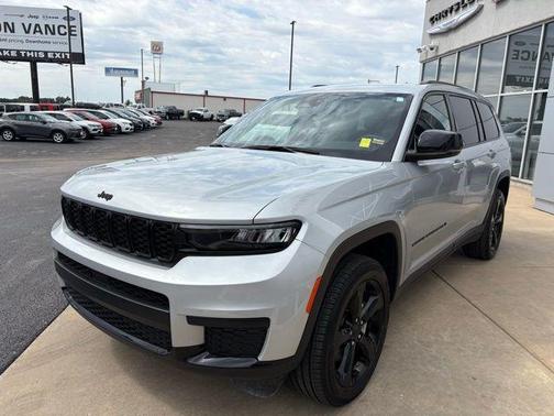 2023 Jeep Grand Cherokee L Altitude