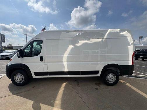 2025 RAM ProMaster 2500 Tradesman