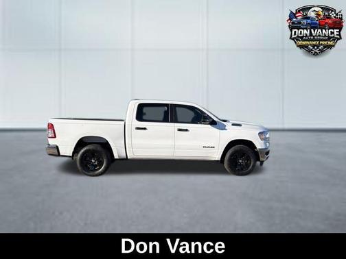 Bright White Clearcoat 2023 RAM 1500 Big Horn/Lone Star