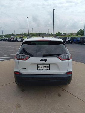 2023 Jeep Cherokee Altitude