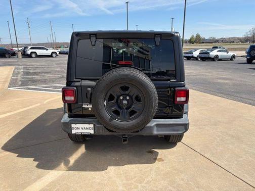 2018 Jeep Wrangler Sport