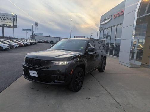 2023 Jeep Grand Cherokee Altitude