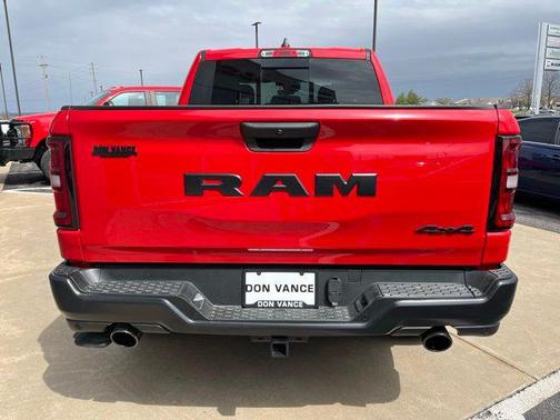 2025 RAM 1500 Warlock Crew Cab 4x4 5'7' Box