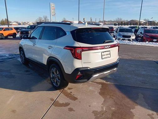 2024 Kia Seltos S