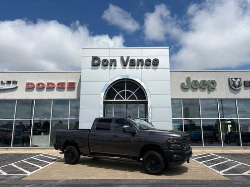 2025 RAM 2500 Tradesman Crew Cab 4x4 6'4' Box