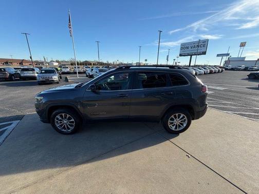 2022 Jeep Cherokee Latitude Lux