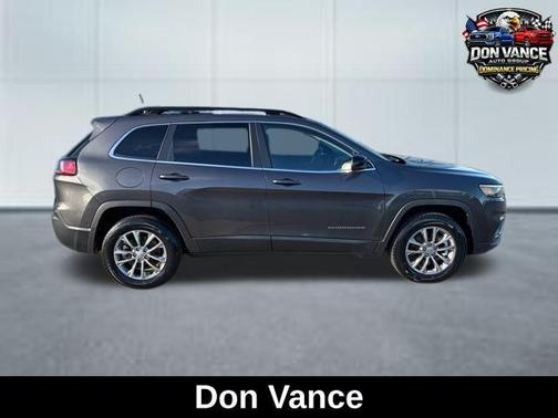 Granite Crystal Metallic Clearcoat 2022 Jeep Cherokee Latitude Lux