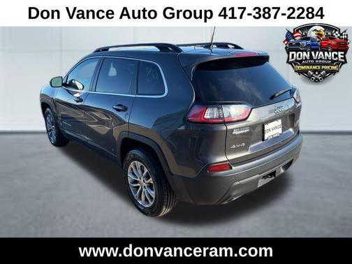 Granite Crystal Metallic Clearcoat 2022 Jeep Cherokee Latitude Lux