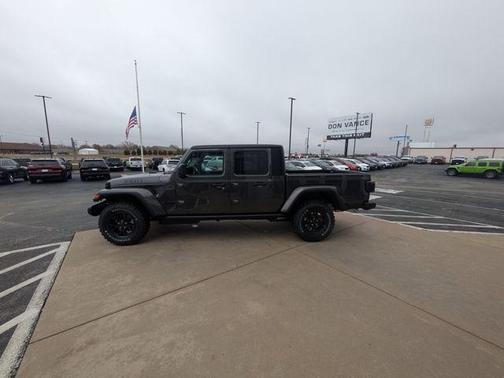 2026 Jeep Gladiator Willys 4x4