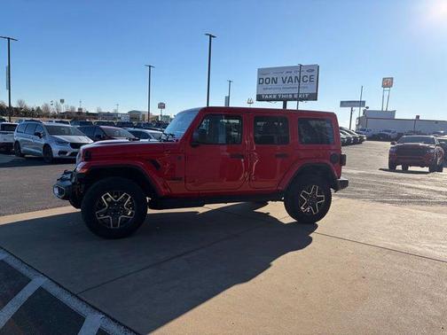 2026 Jeep Wrangler 4-Door Sahara 4x4