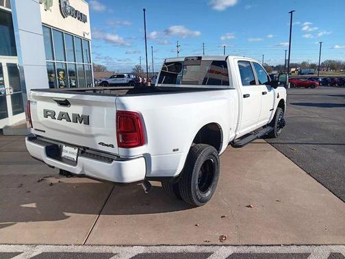 2026 RAM 3500 Big Horn Crew Cab 4x4 8' Box