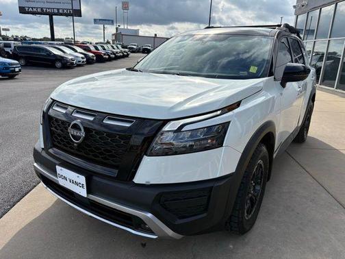 2024 Nissan Pathfinder Rock Creek 4WD