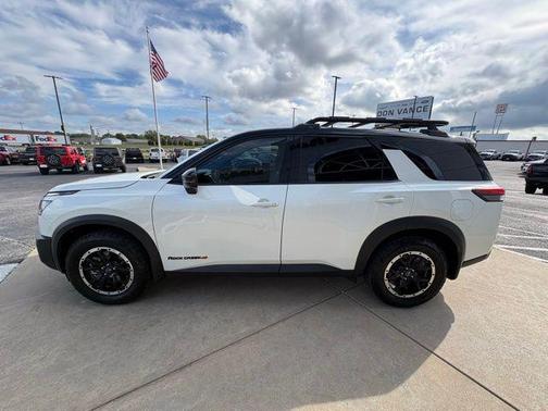 2024 Nissan Pathfinder Rock Creek 4WD