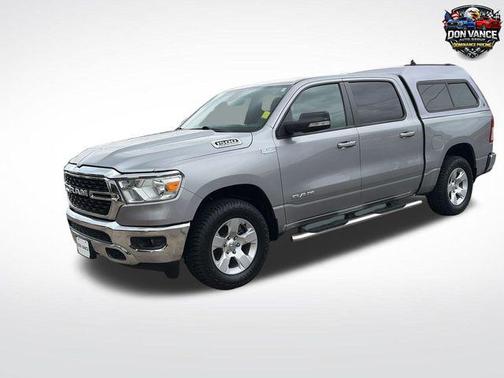 Billet Silver Metallic Clearcoat 2022 RAM 1500 Big Horn/Lone Star