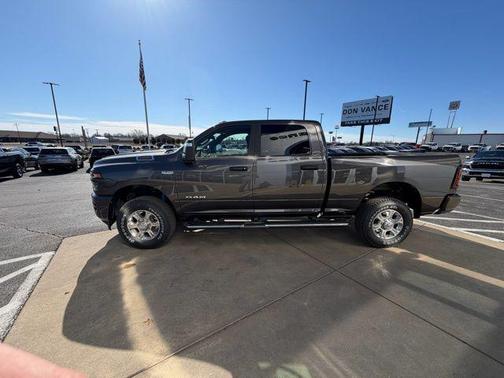 2026 RAM 2500 Big Horn Crew Cab 4x4 6'4' Box