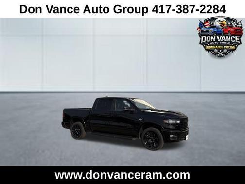 Diamond Black Crystal Pearlcoat 2026 RAM 1500 Laramie