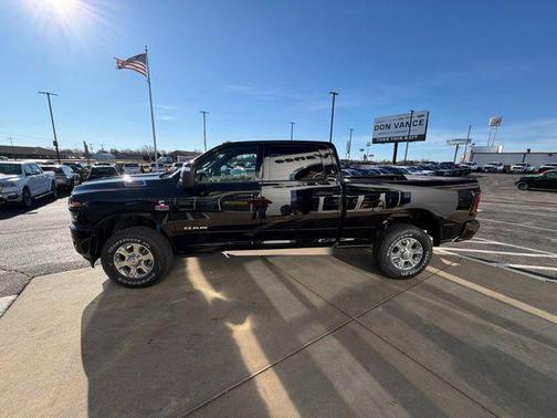 2026 RAM 2500 Big Horn Crew Cab 4x4 6'4' Box