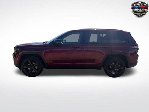 Velvet Red Pearlcoat 2023 Jeep Grand Cherokee Limited