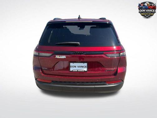Velvet Red Pearlcoat 2023 Jeep Grand Cherokee Limited