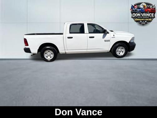 Bright White Clearcoat 2016 RAM 1500 Tradesman