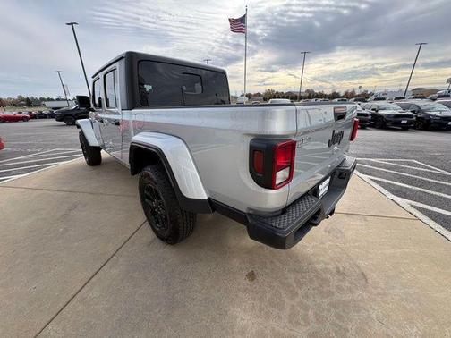 2023 Jeep Gladiator Sport S