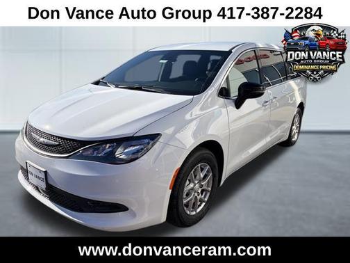 2026 Chrysler Voyager LX