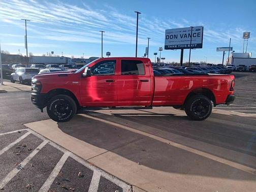 2026 RAM 3500 Tradesman Crew Cab 4x4 8' Box