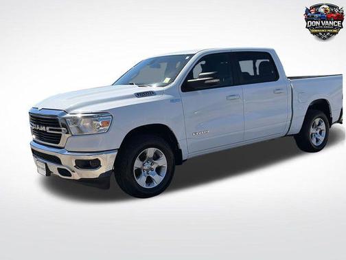 Bright White Clearcoat 2021 RAM 1500 Big Horn/Lone Star