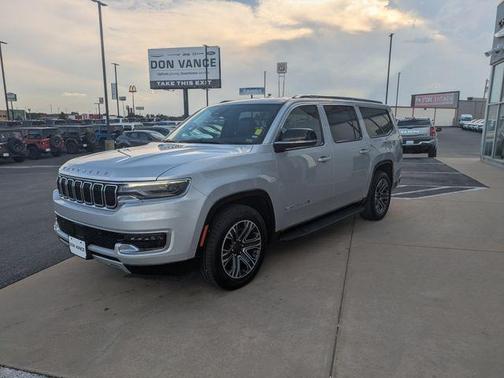2023 Jeep Wagoneer L Series II 4x4