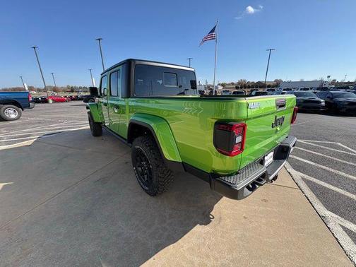 2026 Jeep Gladiator Willys 4x4