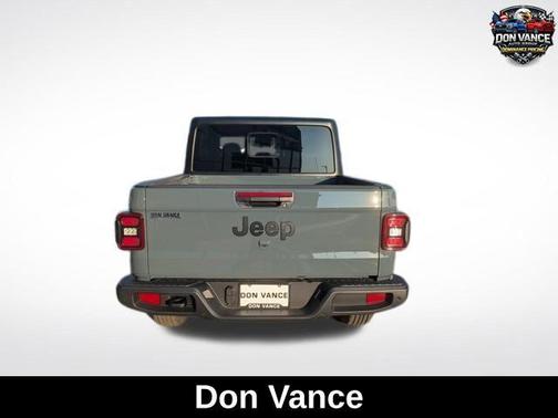 Anvil Clearcoat 2026 Jeep Gladiator Sport S