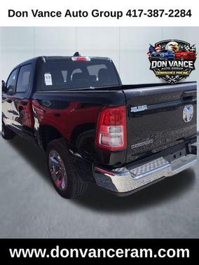 Diamond Black Crystal Pearlcoat 2023 RAM 1500 Big Horn/Lone Star