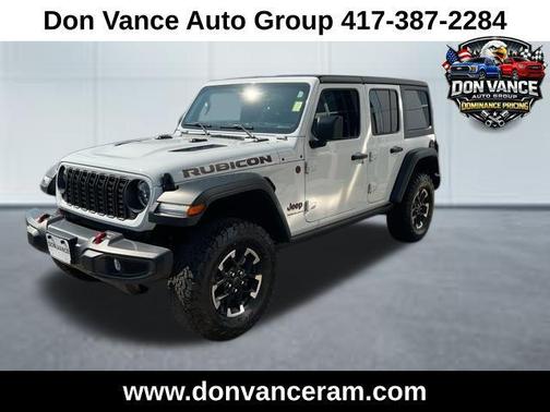 Bright White Clearcoat 2025 Jeep Wrangler Rubicon