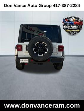 Bright White Clearcoat 2025 Jeep Wrangler Rubicon