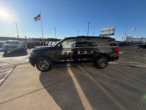 2024 Ford Expedition Max XLT