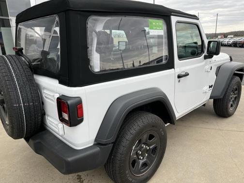 2024 Jeep Wrangler Sport